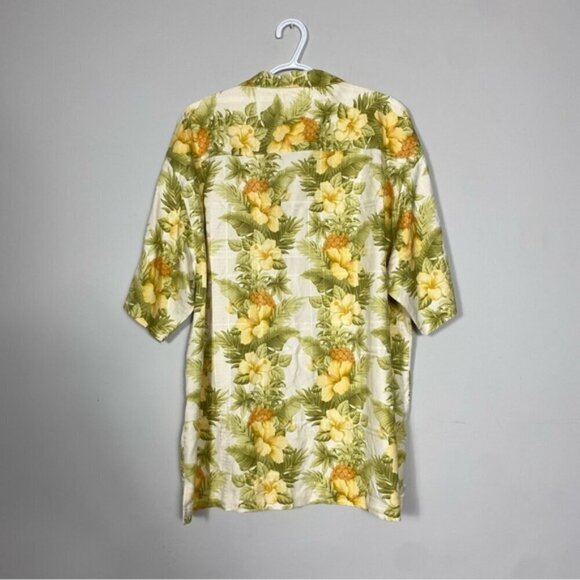 Tommy Bahama Hawaii Button Up Size XL - Picture 3 of 5